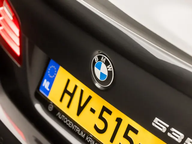 BMW 5 Serie 535i High Executive 2016 Benzine 33