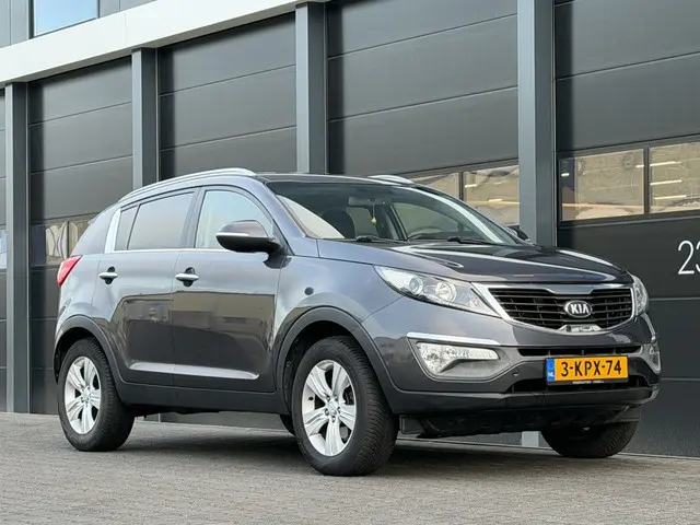 Kia Sportage 1.6 GDI Navi Clima Leer 2013 Benzine 2