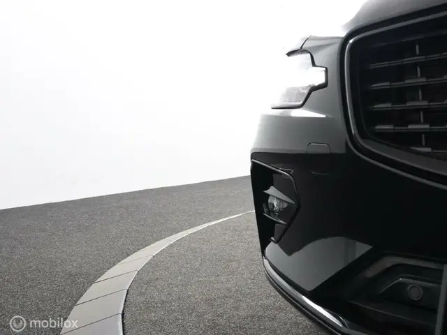 Volvo S60 2.0 B4 R-Design|Blis| panodak|adapt 2021 Benzine 52