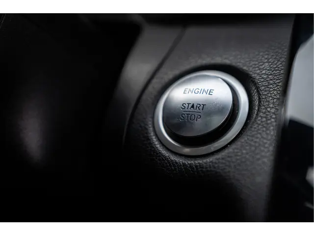 Mercedes-Benz C-Klasse Estate C180 AMG | 2017 Benzine 11