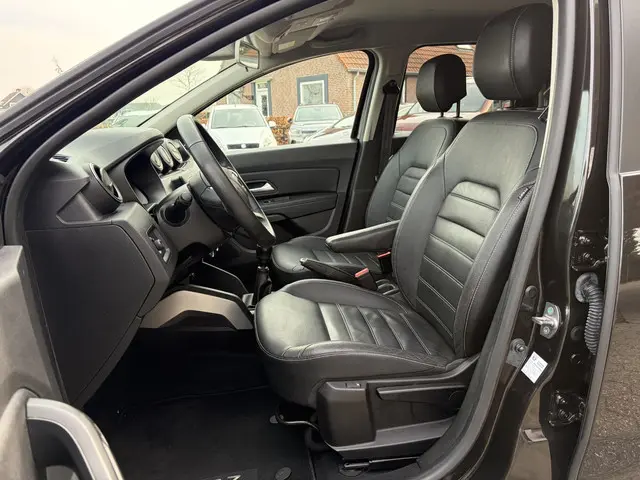 Dacia Duster 1.2 TCe Prestige 2018 Benzine 19