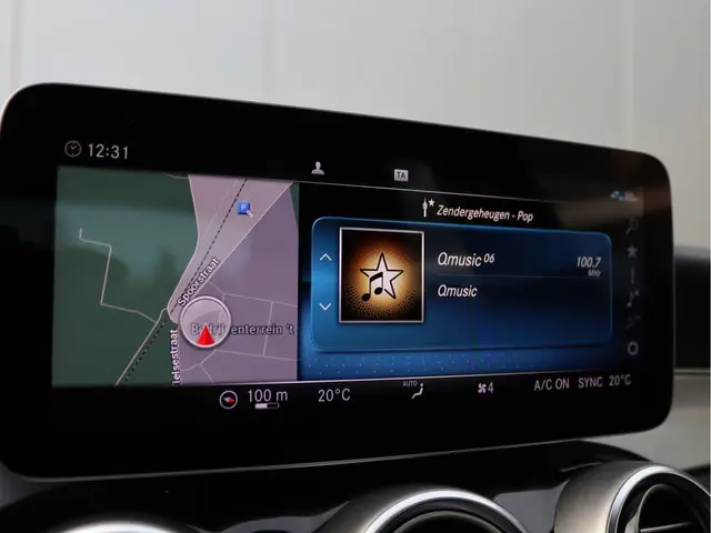 Mercedes-Benz C-Klasse 180 AMG-line 2019 Benzine 48