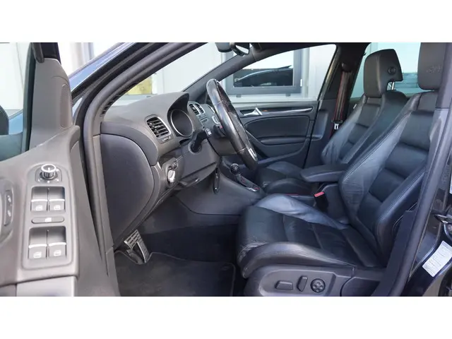 Volkswagen Golf 2.0 GTI 235PK Edition 35 2012 Benzine 7
