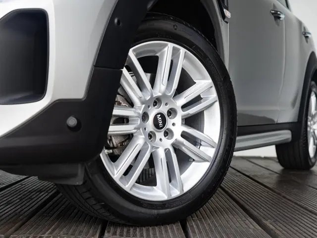 MINI Countryman Cooper Aut. 2023 Benzine 14