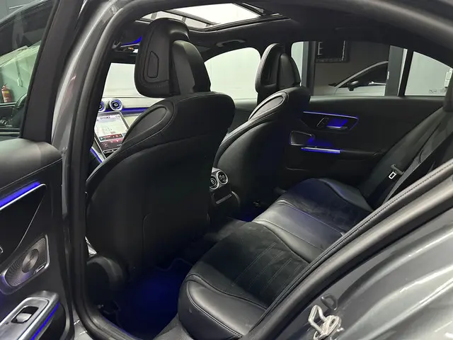 Mercedes-Benz C-Klasse 300 AMG Line PANO 2021 Benzine 10