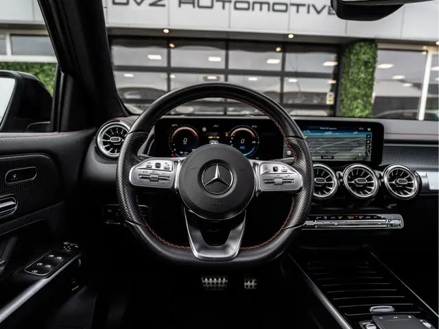 Mercedes-Benz EQB 250 AMG Line 67 kWh 2022 Elektrisch 31