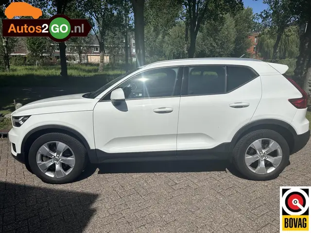 Volvo XC40 2.0 T4 Momentum 2018 Benzine 2