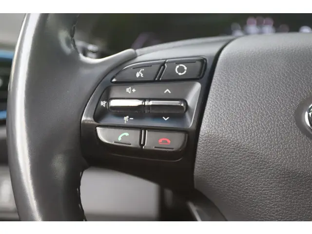 Hyundai IONIQ 1.6 GDi COMFORT AUT. 2018 Hybride Benzine 15