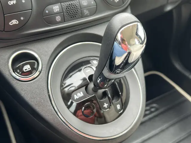 Fiat 500C 0.9 TwinAir Turbo Riva Automaat 2017 Benzine 22