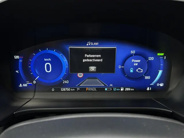 Ford Kuga 2.5 PHEV Titanium X 2021 Hybride Benzine 10