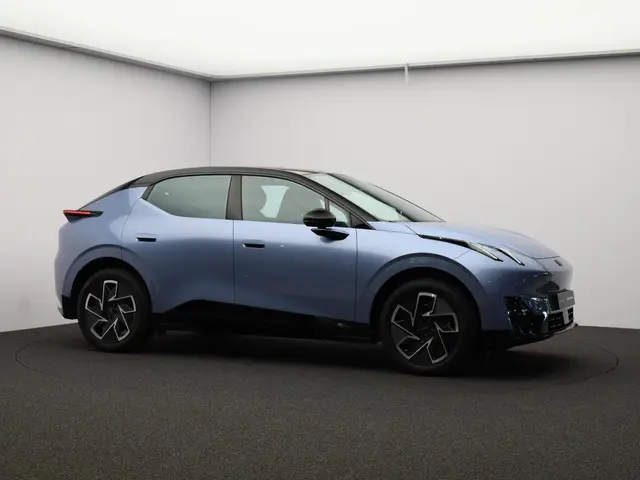 Lynk & Co 02 Core 66 kWh 2025 Elektrisch 29