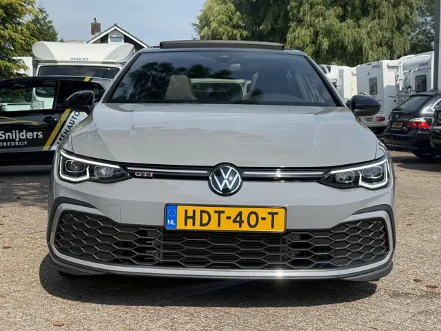 Volkswagen Golf 2.0 TSI GTI pano 2024 2024 Benzine 17