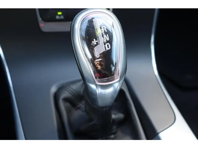 Volvo S60 1.6 T4 Momentum 2013 Benzine 27