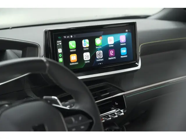 Peugeot 2008 PureTech 130 EAT8 GT 2024 Benzine 67