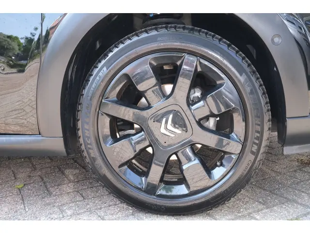Citroën C3 PT82 Shine 2017 Benzine 6