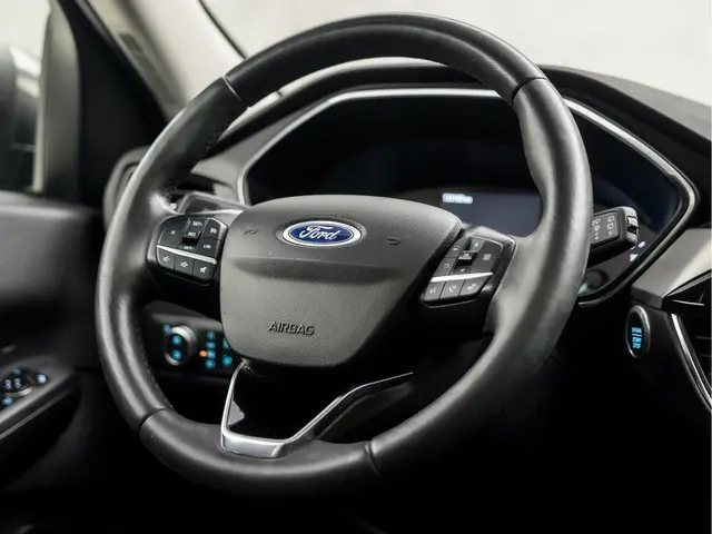 Ford Kuga 1.5 EcoBoost Titanium X 2020 Benzine 20