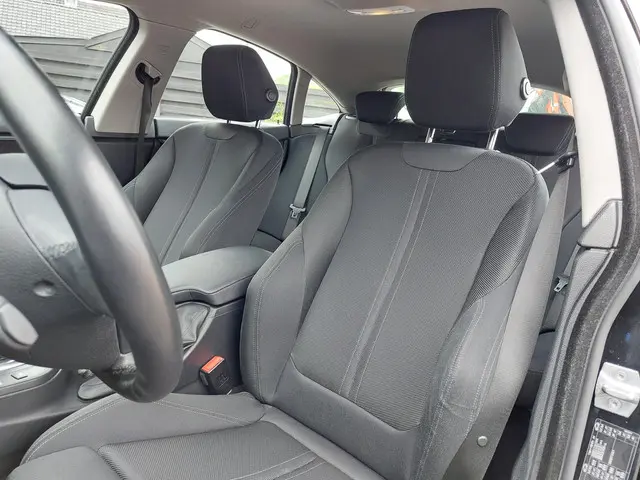 BMW 4 Serie Gran Coupé 418i Executive 2019 Benzine 4
