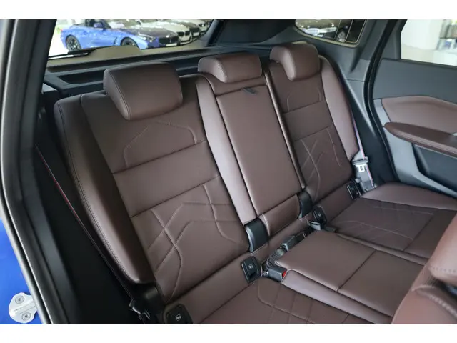 BMW iX1 eDrive20 2025 Elektrisch 9