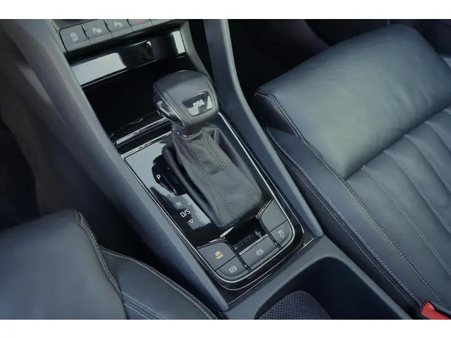 Škoda Karoq 1.5 TSI ACT Style 2018 Benzine 35