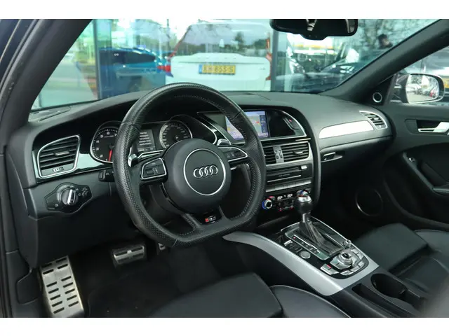 Audi RS4 AVANT 4.2 V8 FSI QUATTRO AUT. 2013 Benzine 28
