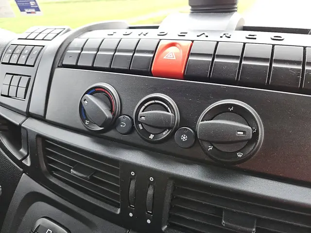 Iveco Eurocargo 160E28 2022 Diesel 12