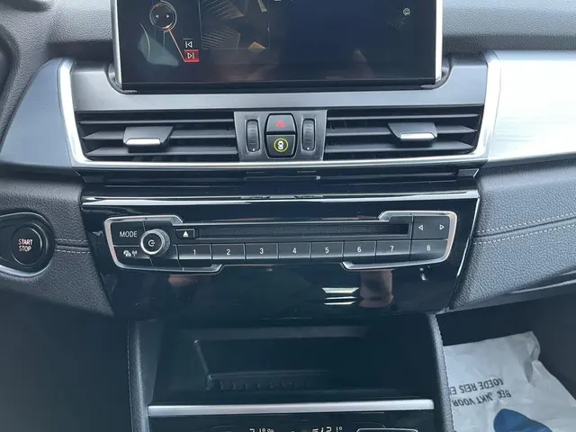 BMW 2 Serie Active Tourer 225xe 2015 Hybride Benzine 25