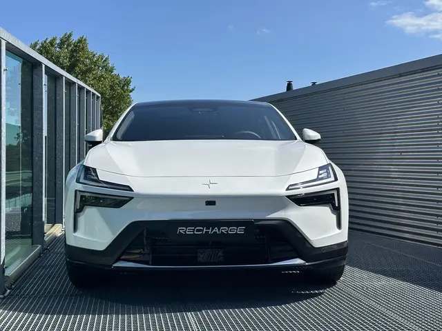 Polestar 4 Long Range Dual motor 100 kWh 2025 Elektrisch 5