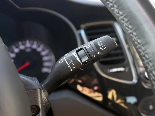 Kia Carens 1.6 GDi Business Pack 2014 Benzine 32