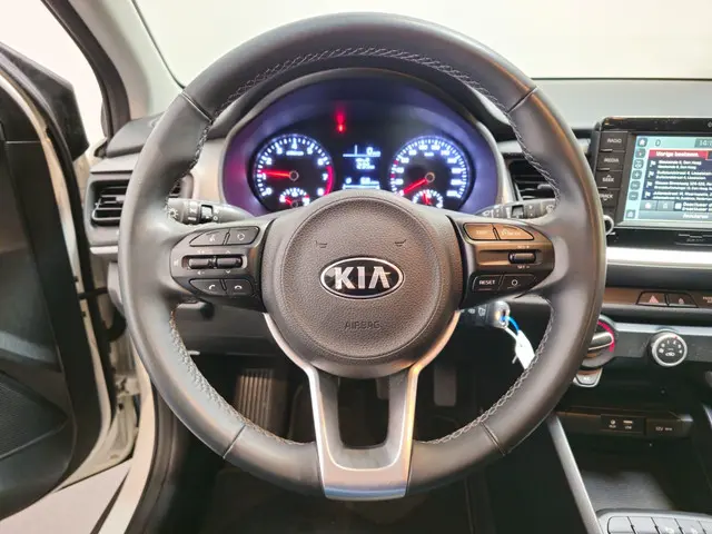 Kia Stonic 1.0 T-GDi DynamicLine 2019 Benzine 11