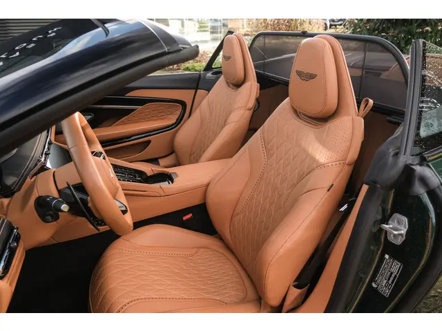 Aston Martin V8 Volante DB12 4.0 2024 Benzine 4