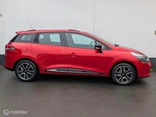 Renault Clio Estate 0.9 TCe Night&Day 2014 Benzine 20