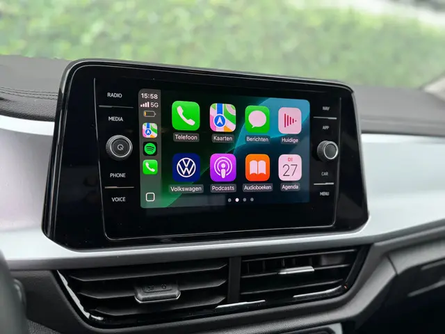 Volkswagen T-Roc 1.5 TSI Life Edition 2024 Benzine 17