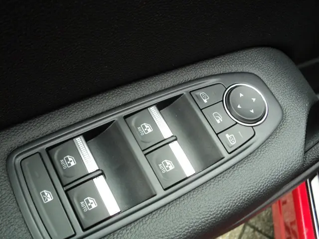 Mitsubishi ASX 1.3 DI-T First Edition 2023 Benzine 25