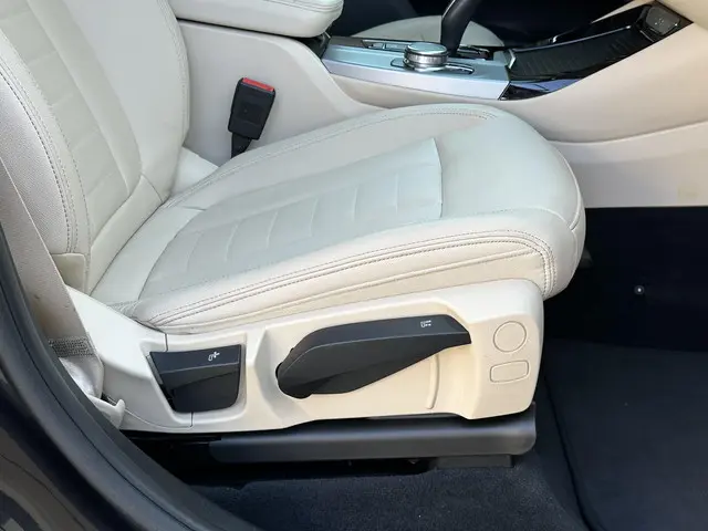 BMW X3 xDrive20i High Executive 2018 Benzine 41