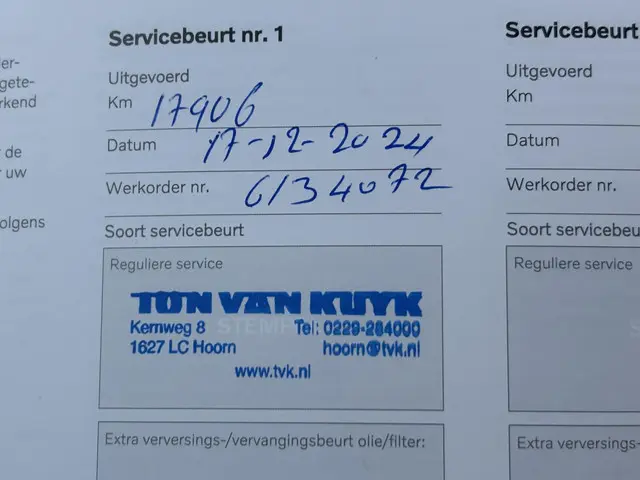 Volvo XC40 2.0 B3 Essential 2023 Benzine 13