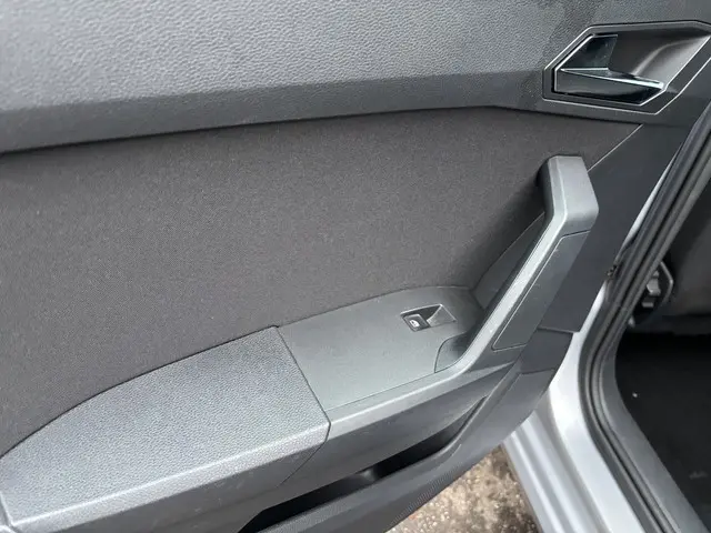 SEAT Ibiza 1.5 TSI EVO FR Intense 2019 Benzine 11