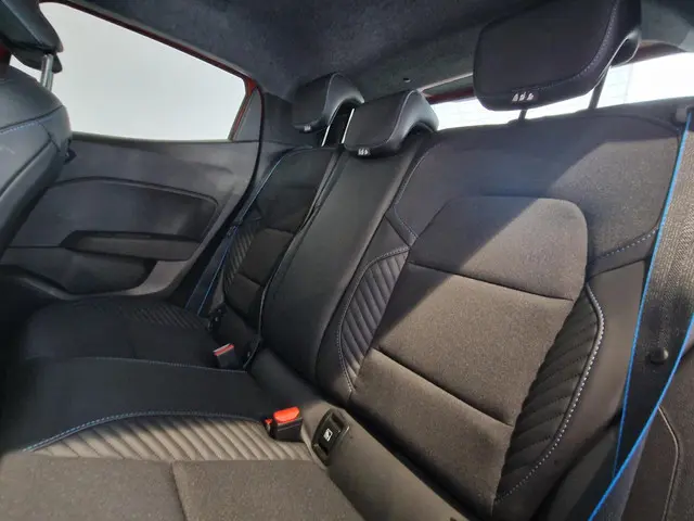 Renault Clio 1.0 TCe 90 GPF esprit Alpine 2024 Benzine 8