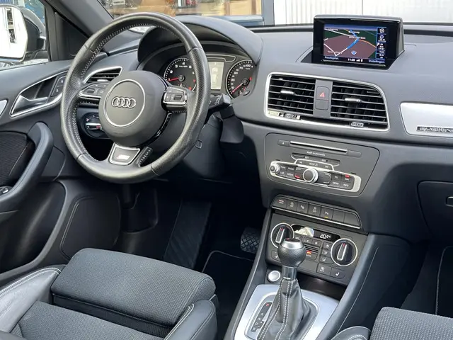 Audi Q3 2.0 TFSI quattro Sport Pro Line S 2015 Benzine 69
