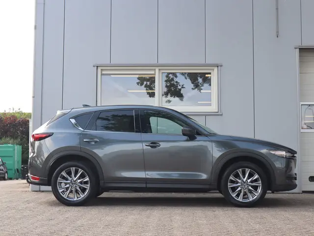 Mazda CX-5 2.0 SkyActiv-G 165 Luxury 2021 Benzine 4
