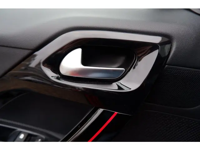 Peugeot 208 1.6 e-THP GTi 2017 Benzine 28