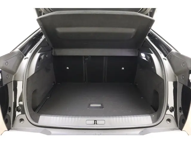 Peugeot 3008 1.2 Hybrid GT 2025 Hybride Benzine 3