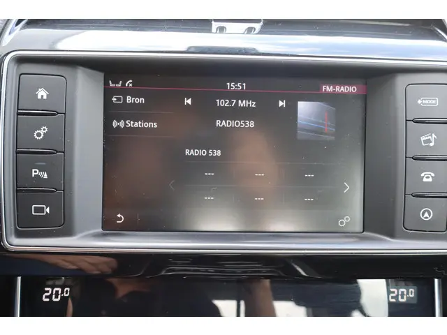 Jaguar XE 2.0 D R-Sport 2018 Diesel 28