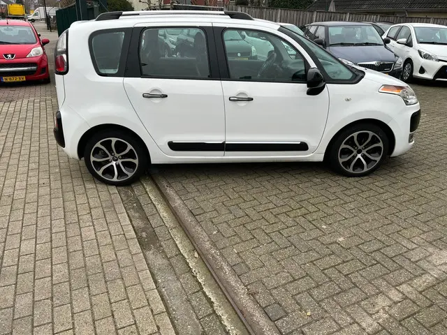 Citroën C3 Picasso 1.4 VTi Tendance 2013 Benzine 4