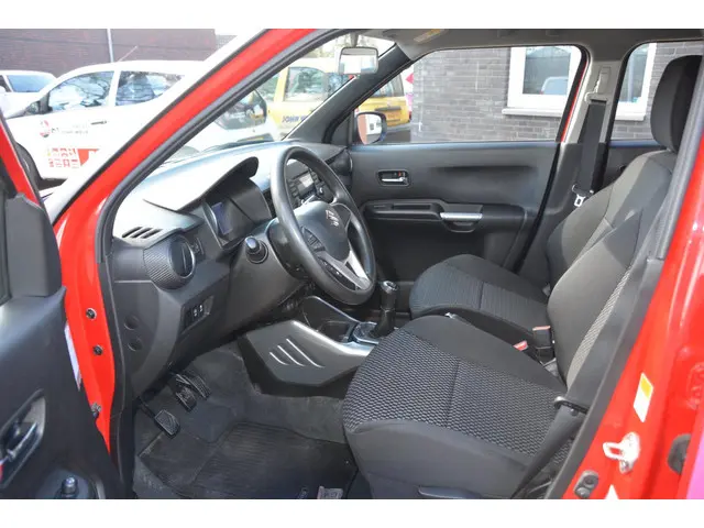 Suzuki Ignis 1.2 Smart Hybrid, airco 2021 Hybride Benzine 15