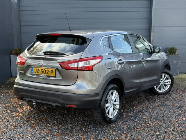 Nissan QASHQAI 1.2 Business Edition 2016 Benzine 4