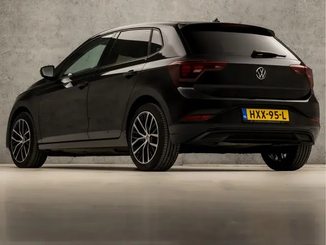 Volkswagen Polo 1.0 TSI Sportline 2023 Benzine 3