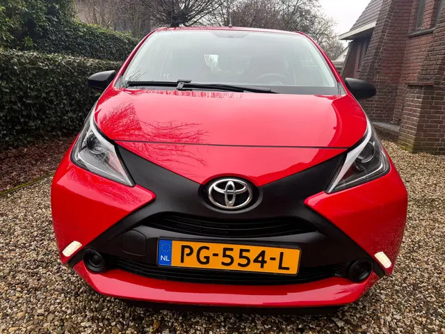 Toyota Aygo 1.0 VVT-i x-fun 2017 Benzine 7