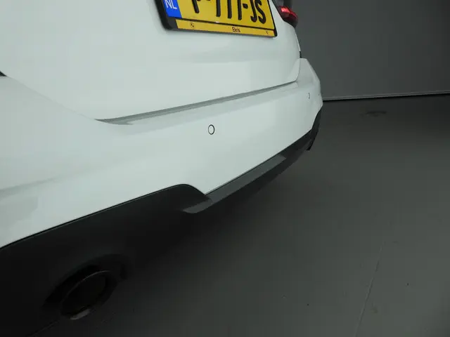 BMW 3 Serie Touring 318i 2022 Benzine 39