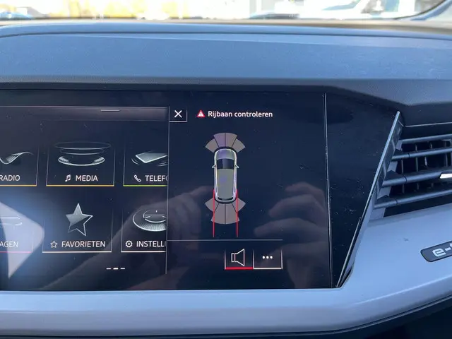 Audi Q4 e-tron 35 170Pk 55 kWh 2022 Elektrisch 22