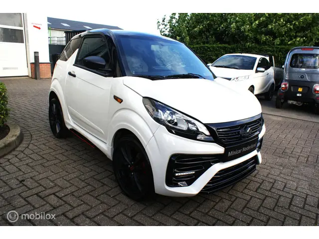 Ligier JS50 Brommobiel C Sport Ultimate Sun 2024 Diesel 5